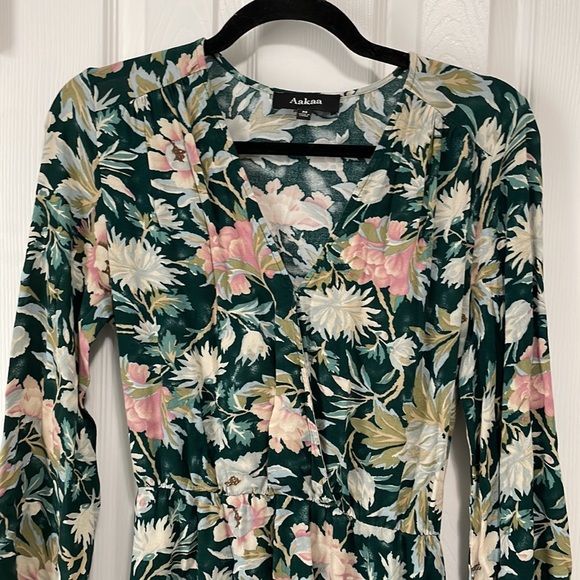 Nwot floral maxi - Picture 4 of 6